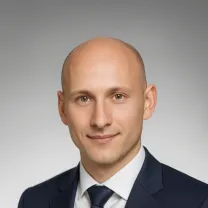 Иван Ларионов